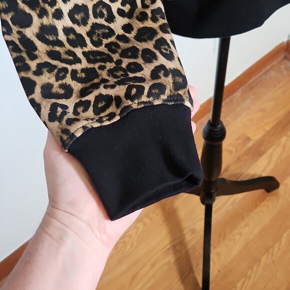 THE KOOPLES Leopard Print Fleece Sweatshirt, Size 1 - Picture 7 of 13